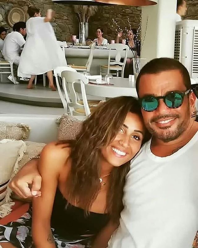Image of Amr Diab with his wife, Zinah Ashour