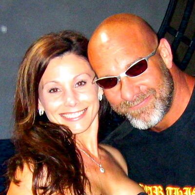 Image of Wanda Ferraton with her husband, Bill Goldberg